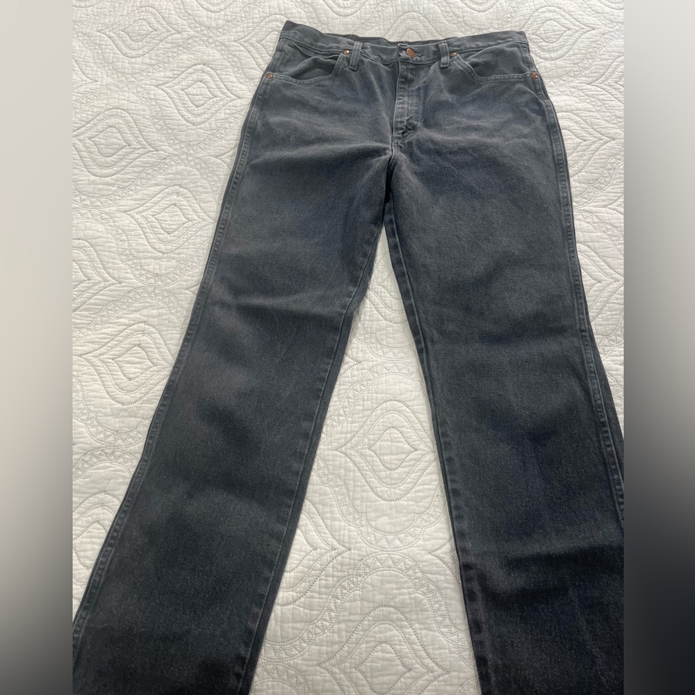 Wrangler Men's Dark Gray Straight Jeans